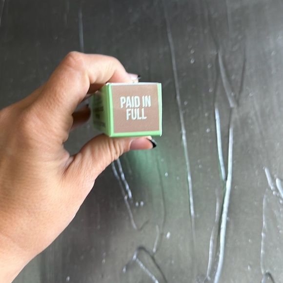 Jeffree Star “ The Gloss “ Paid In Full - Picture 2 of 3